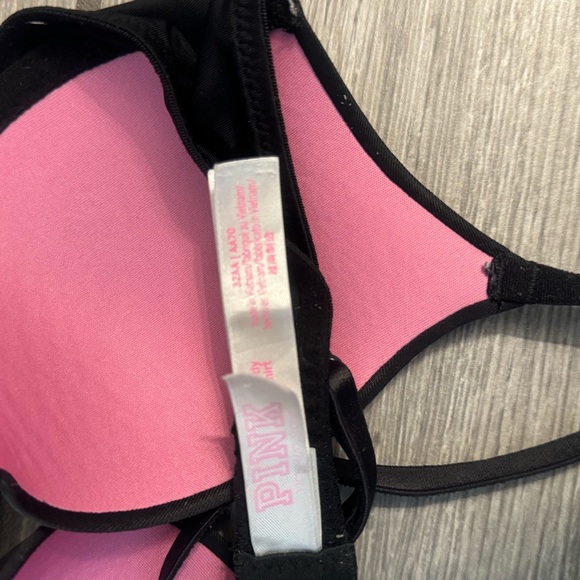 VS Pink bra 32AA - Picture 2 of 3